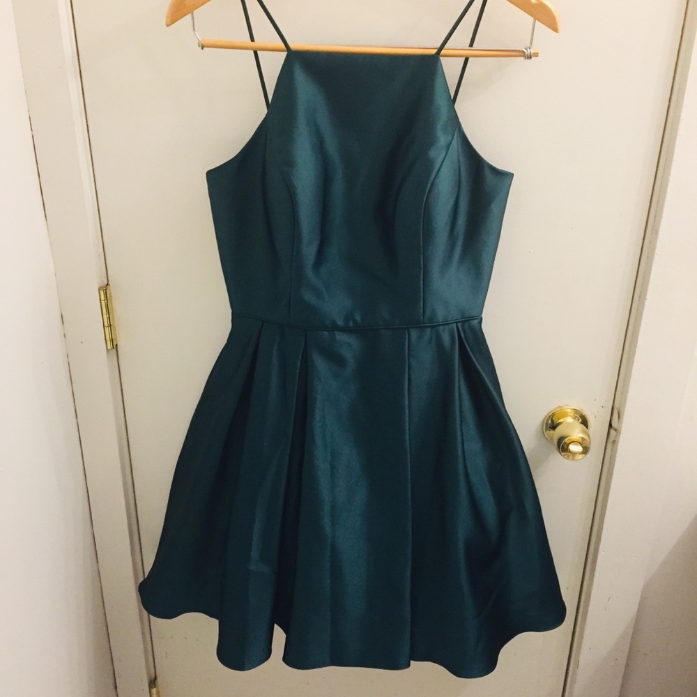 Betsy & Adam short formal dress WITH POCKETS